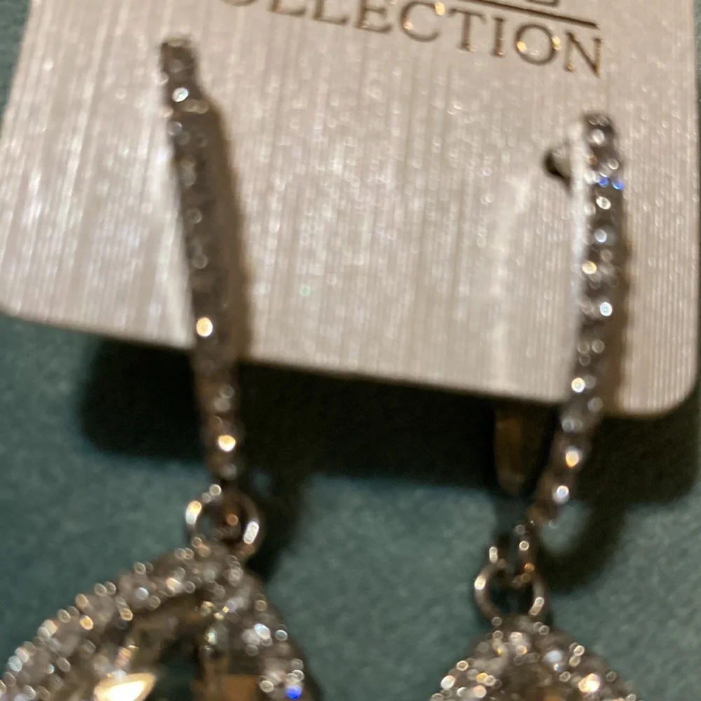 Silver rhinestone Drop Earrings - Picture 2 of 4